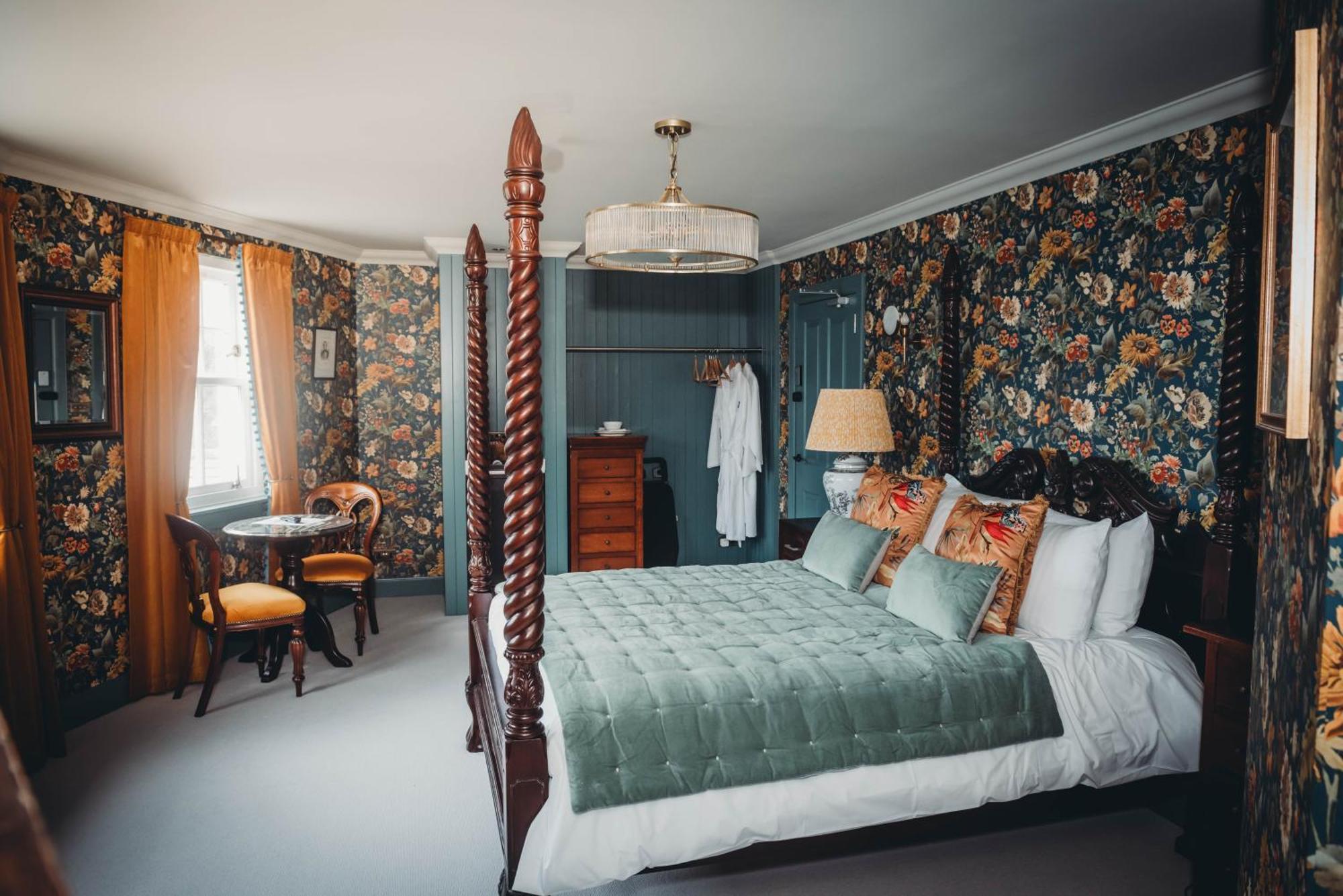 Hotel Roslyn House Tobermory Exterior foto